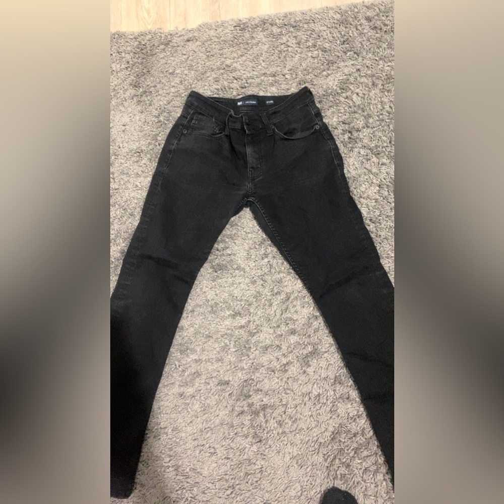 Buckle jeans
